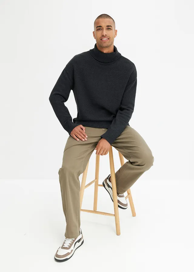Classic fit stretch broek, straight • nougatbruin • product-page.page-title-suffix