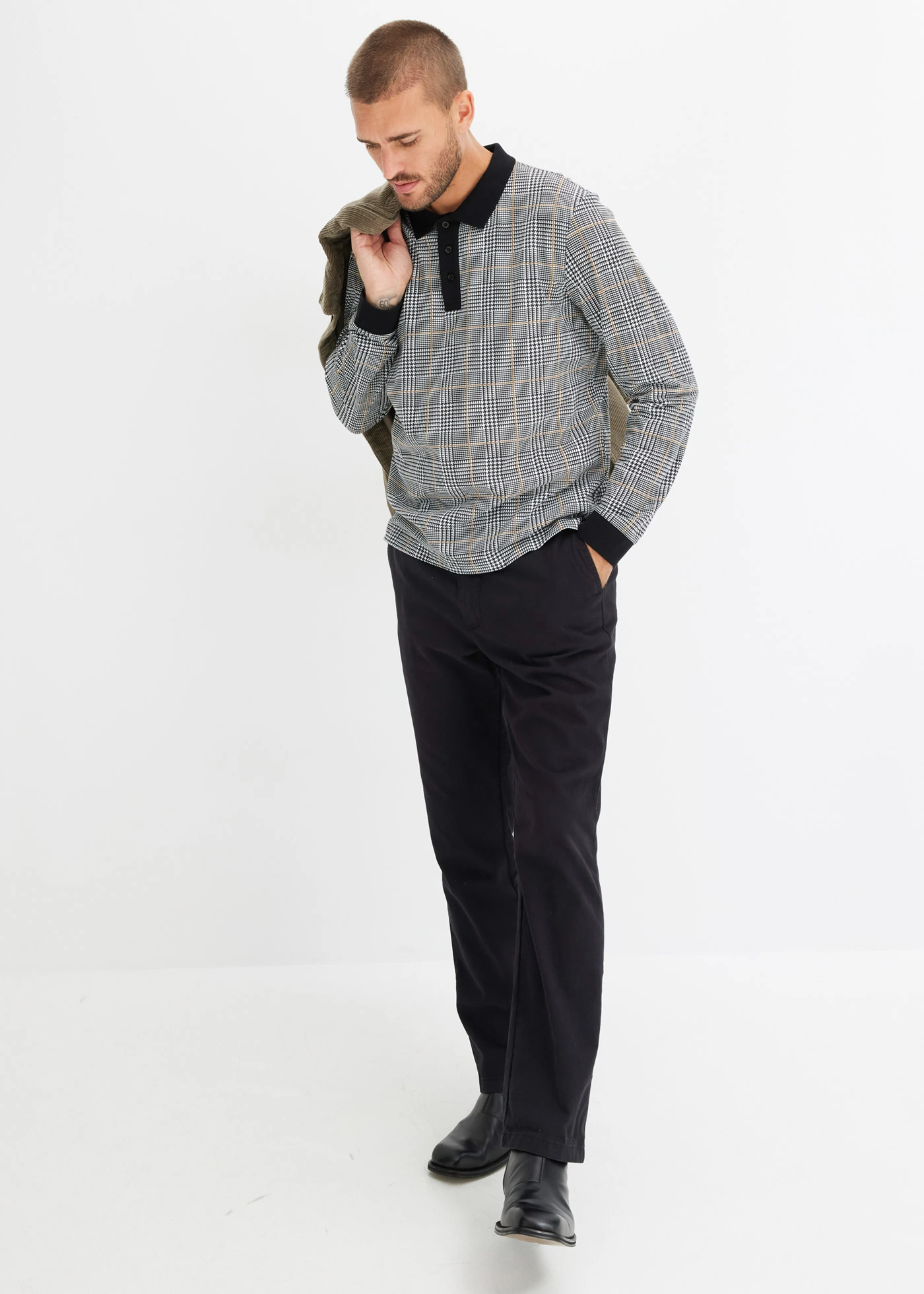 Pólo tričko z piké materiálu z organické bavlny, s dlouhým rukávem • černo-bílá s grafickým potiskem • bonprix obchod