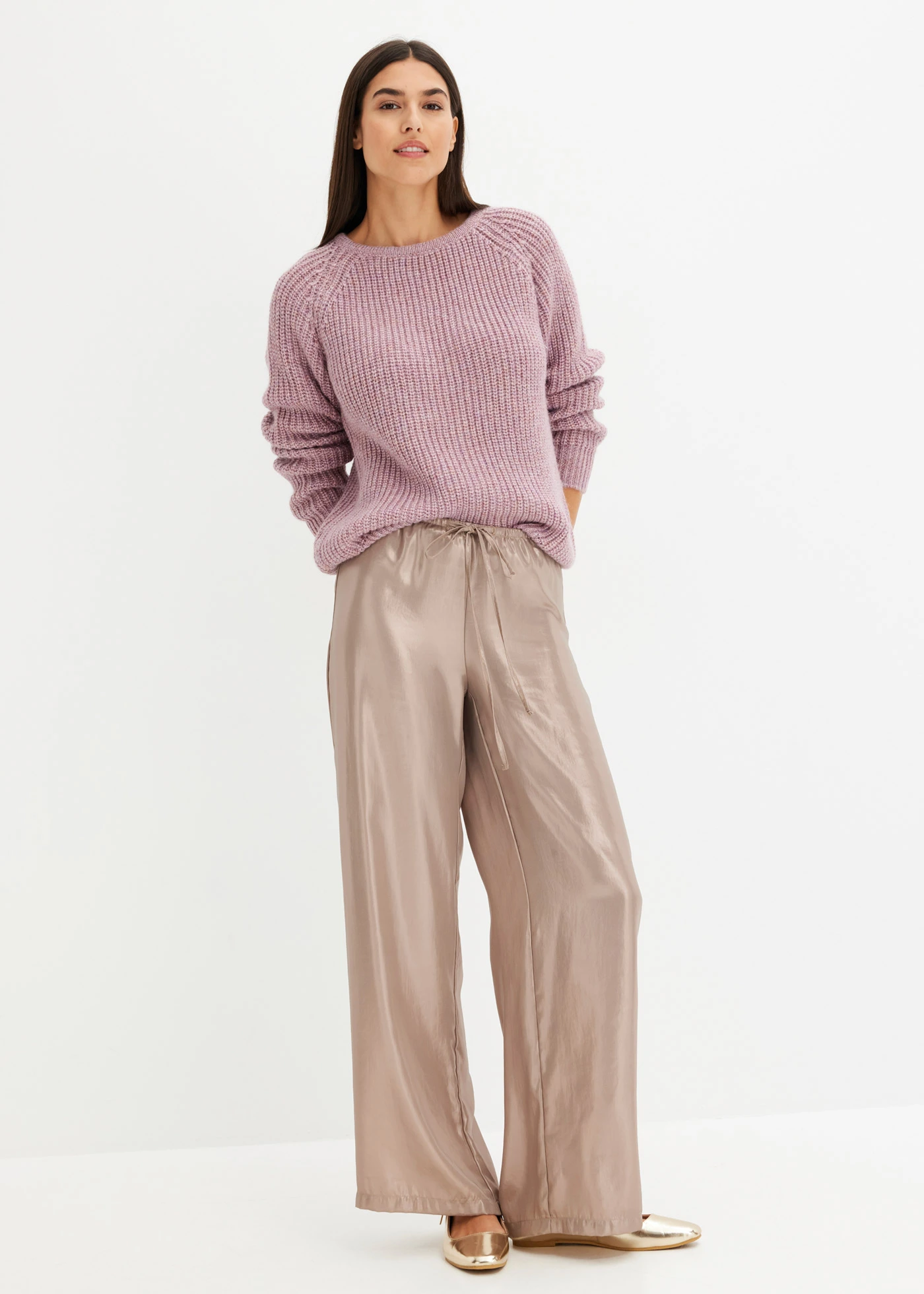 Svetr z hrubé pleteniny se třpytivou přízí • popelavě růžová • bonprix obchod