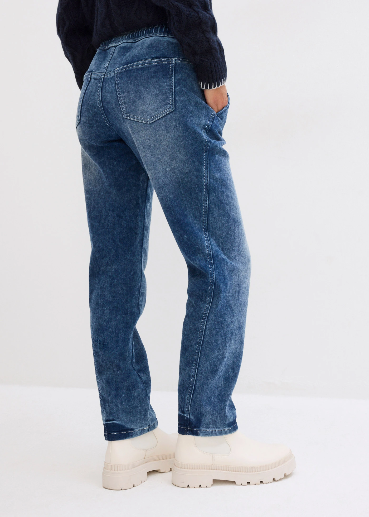 Jean boyfriend taille mi-haute, thermique • bleu foncé denim used • Boutique bonprix