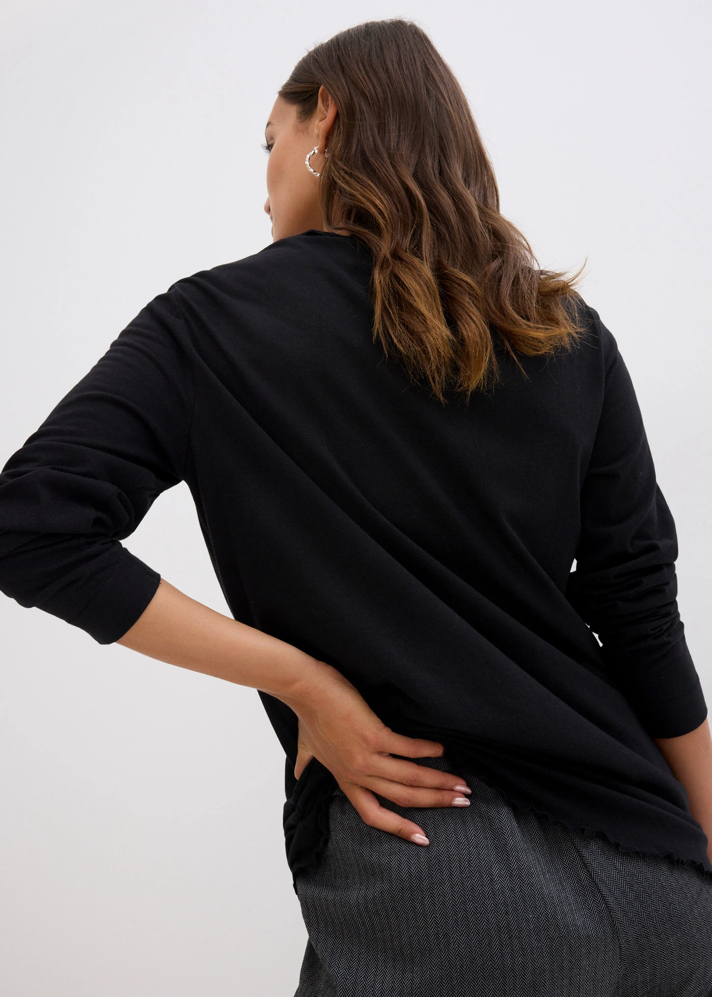 Longsleeve in een katoenmix • zwart • bonprix online shop