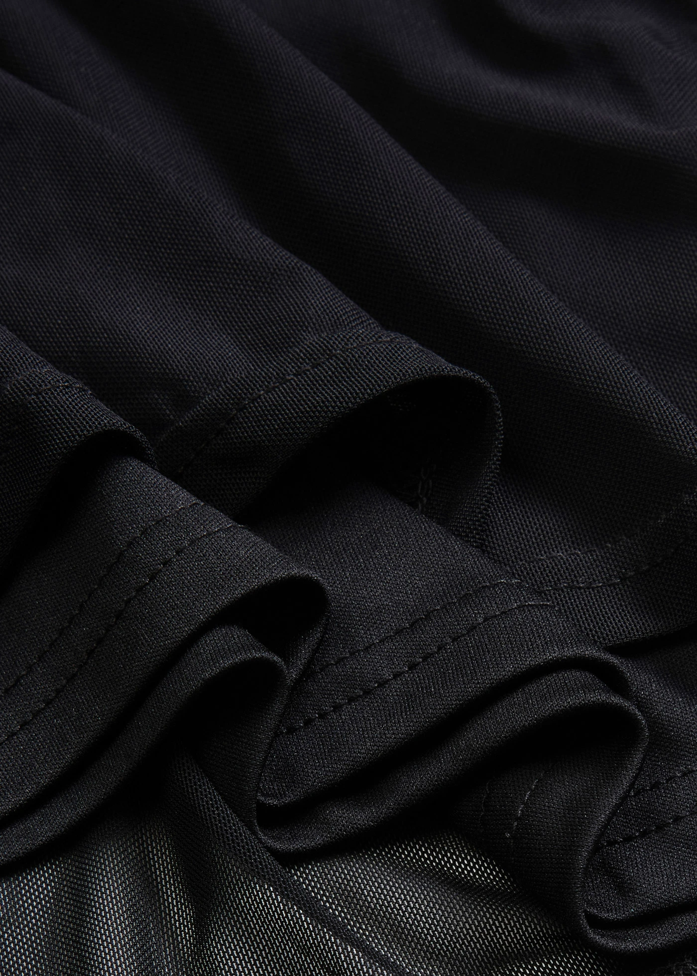 Žerzejové šaty se síťovinou • černá • bonprix obchod