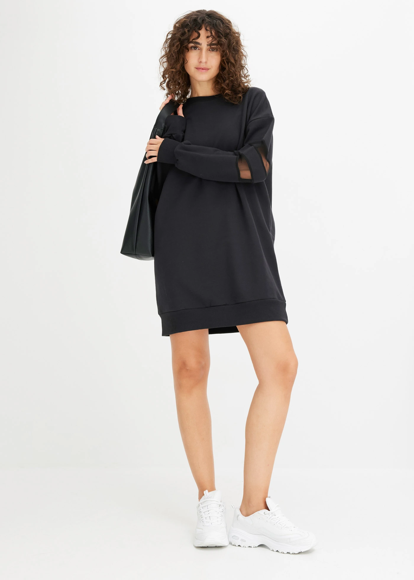 Robe en molleton à empiècements en mesh • noir • Boutique bonprix
