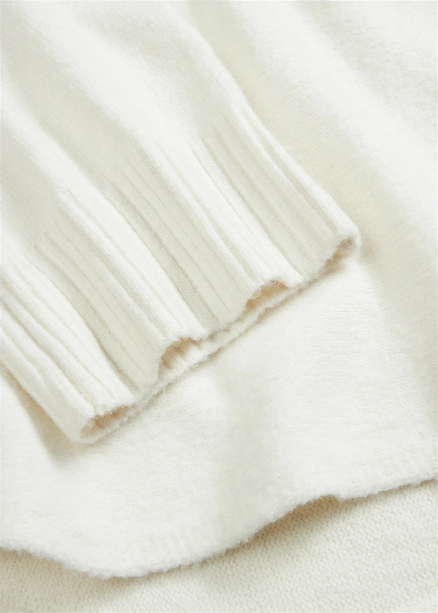 Svetr se stojáčkem • krémově bílá • bonprix obchod