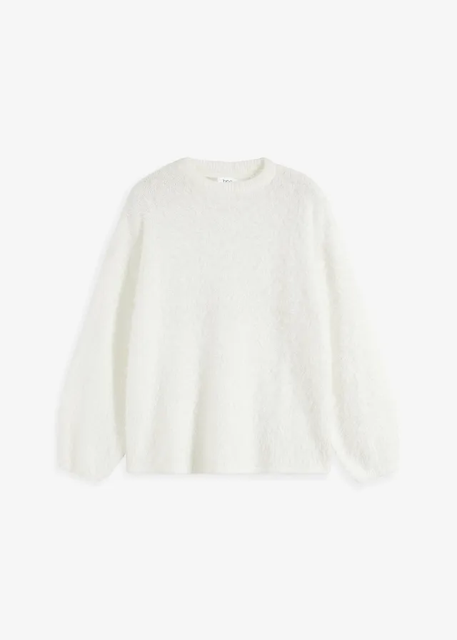 Pulover din fire moi și pufoase