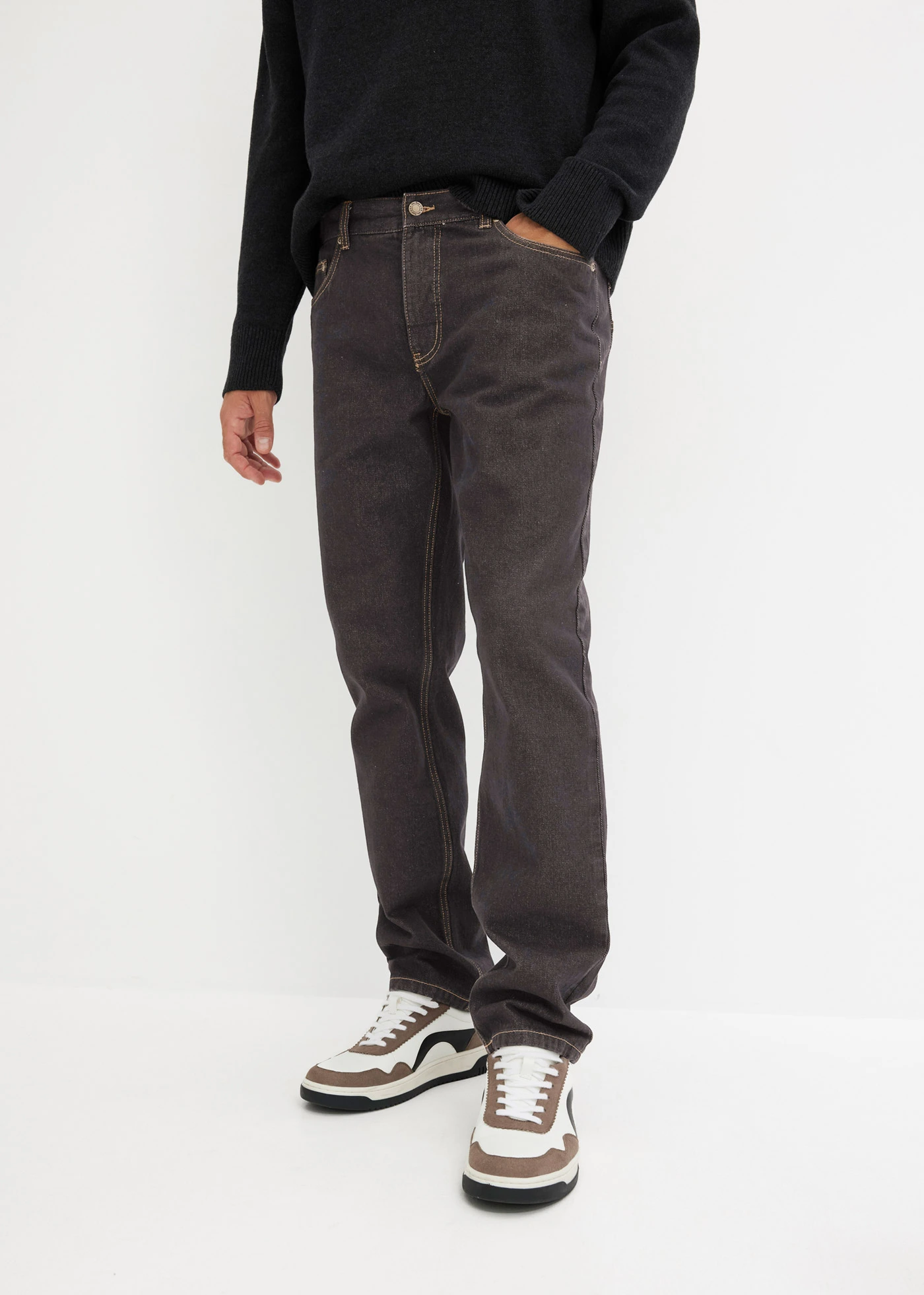 Jeansy regular fit, straight • ciemnobrązowy • sklep bonprix