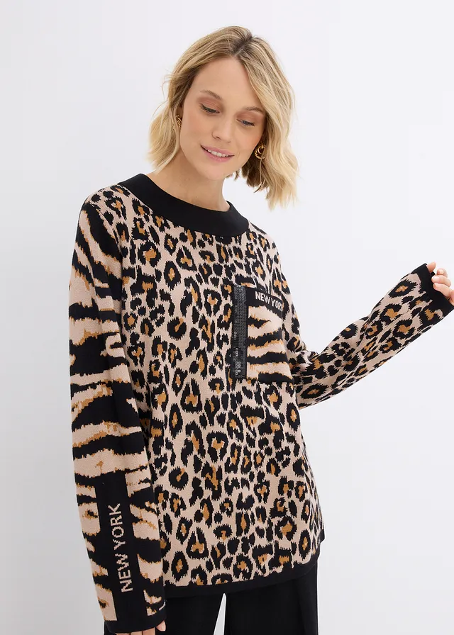 Fijn gebreide trui met dierenprint • amandelbeige-bruin-zwart • bonprix online shop