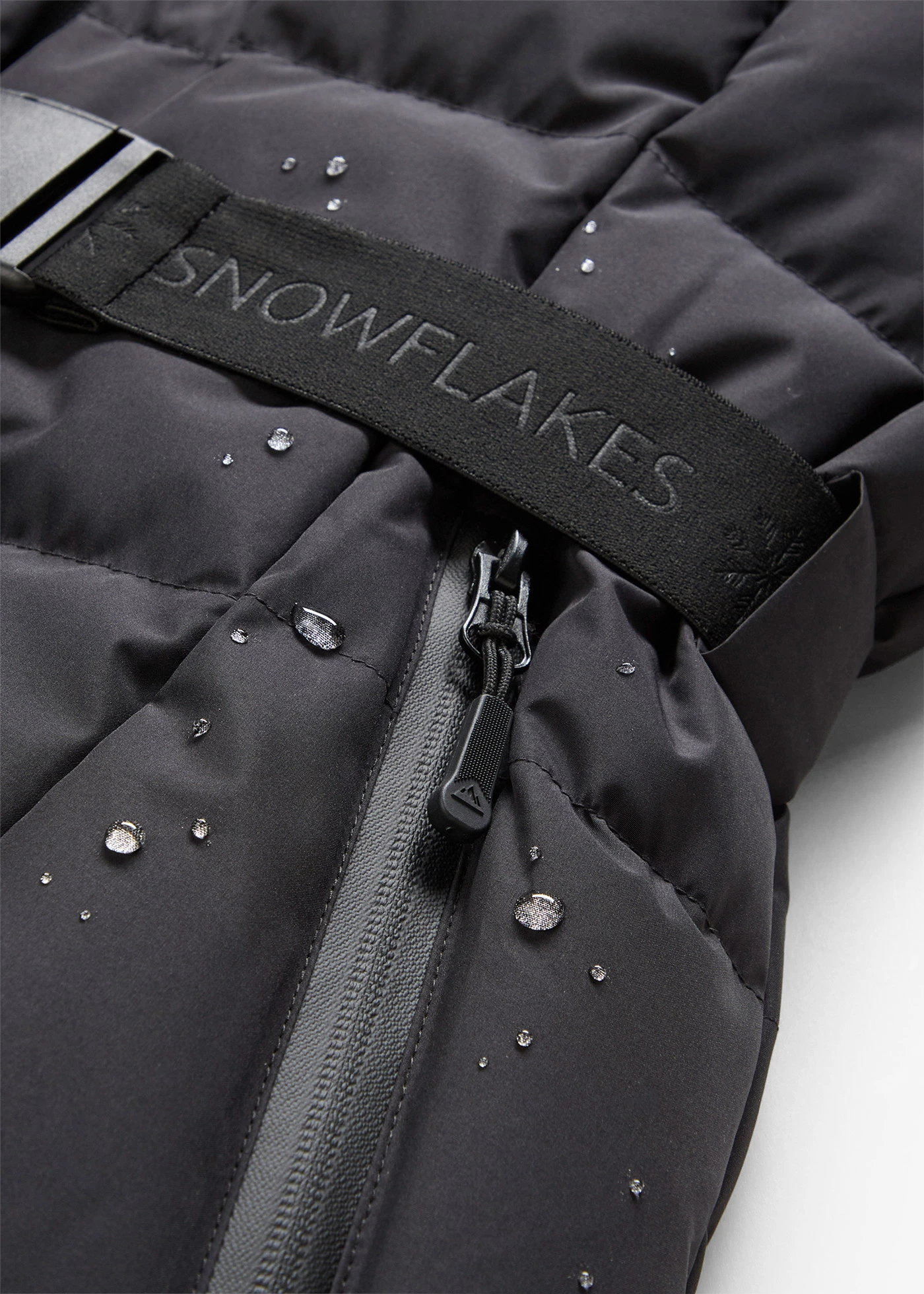 Lyžařská péřová bunda s termoizolační funkcí, voděodolná • černá • bonprix obchod