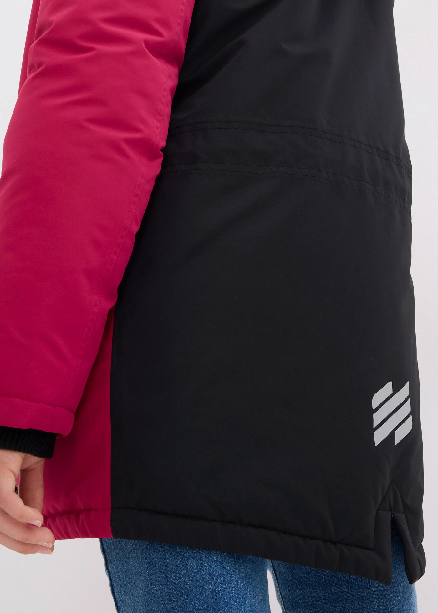 Waterdichte ski-jas met afneembare capuchon en reflecterende details • bessenrood-zwart • bonprix online shop