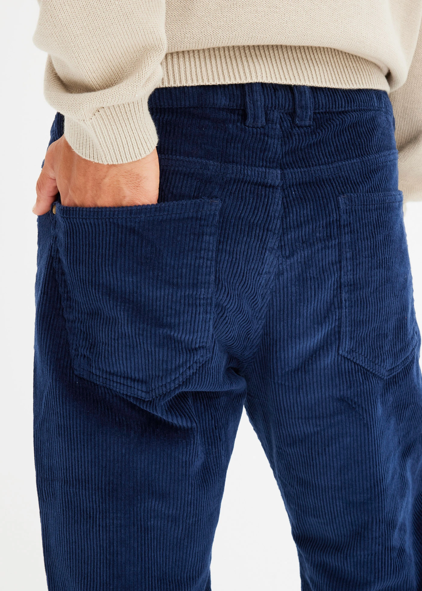 Pantalon droit loose en velours côtelé, doublure flanelle • bleu marine • Boutique bonprix