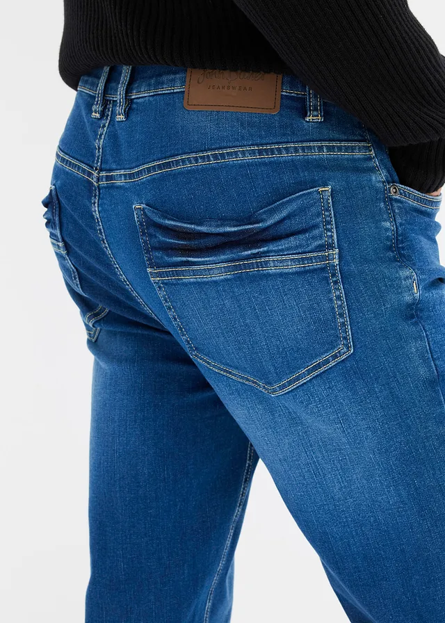 Dżinsy regular fit, z rozszerzanym nogawkami • niebieski denim • sklep bonprix