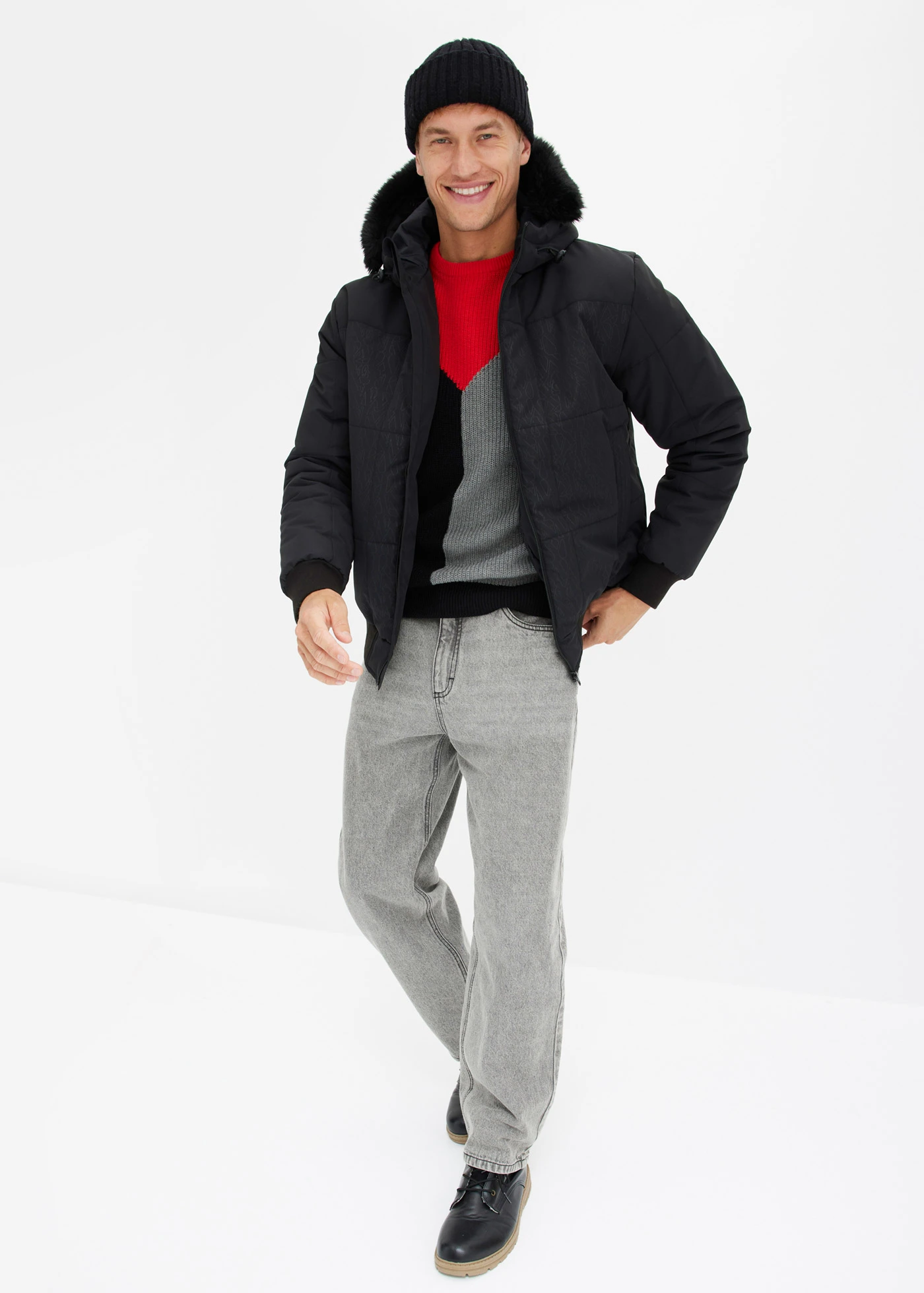 Doudoune courte à capuche avec bordure sherpa • noir • Boutique bonprix