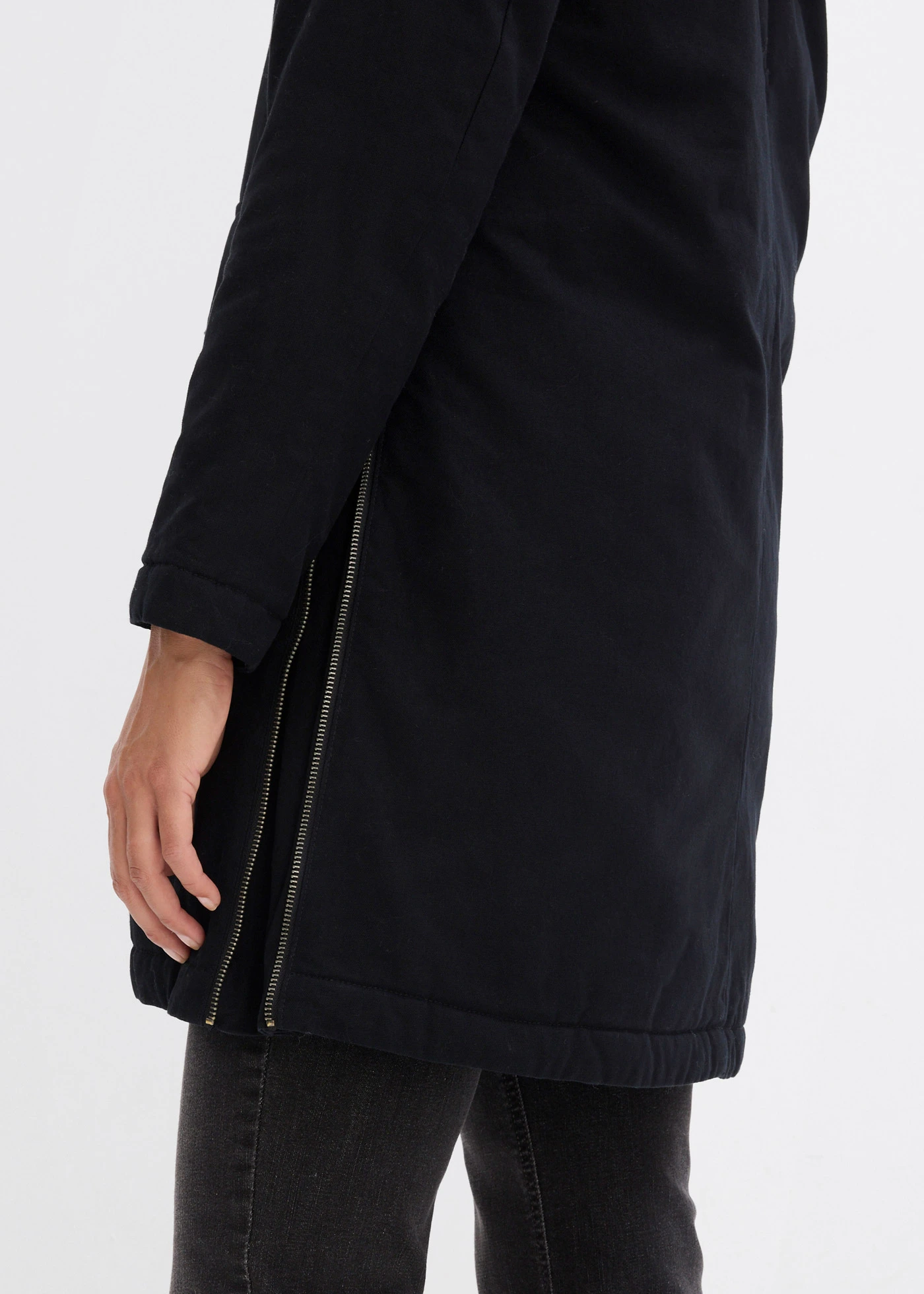 Široká zimná bunda parka s kapucňou • čierna • obchod bonprix