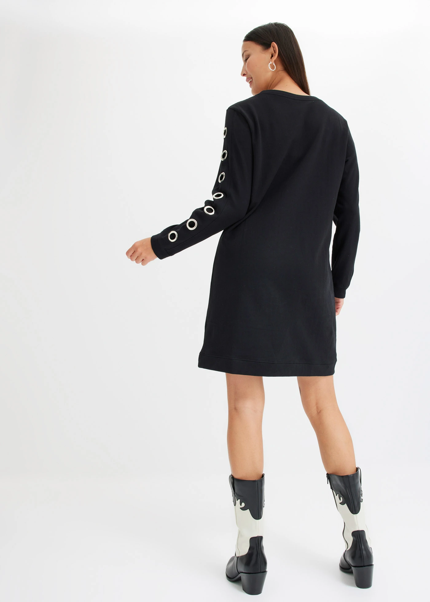 Sweatjurk met eyelets • zwart • bonprix online shop