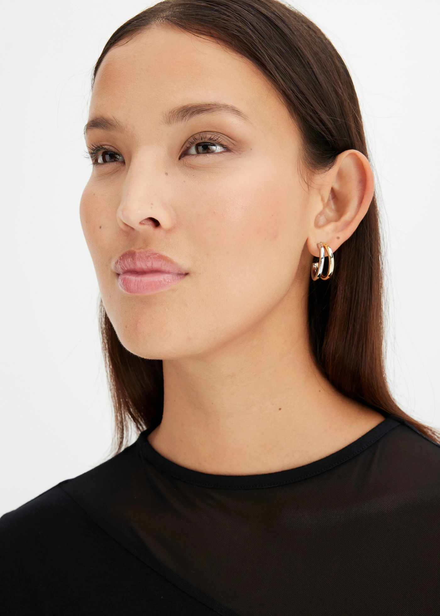 Kruhové náušnice z mosazi • stříbrné tóny, rhodinované, pozlacené • bonprix obchod