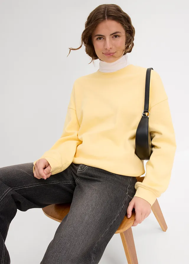 Oversized sweater van puur katoen • crèmegeel • product-page.page-title-suffix
