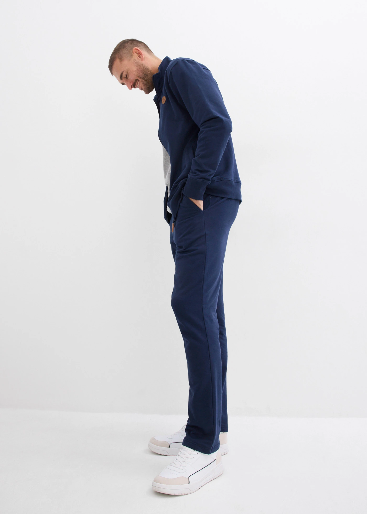 Joggingová souprava z čisté organické bavlny (2dílná souprava) • tmavě modrá • bonprix obchod