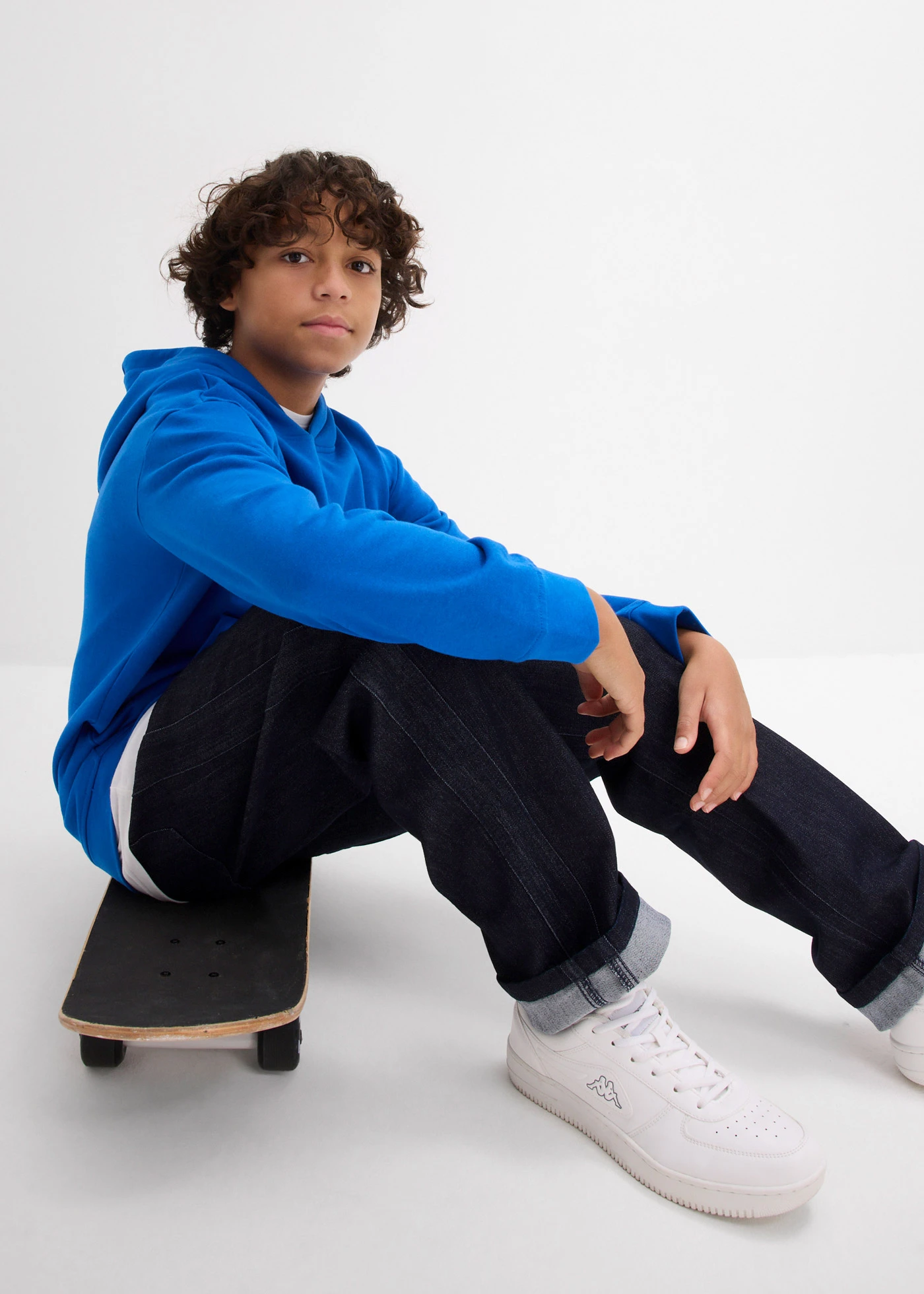 Hoodie van een zachte katoenmix • azuurblauw • bonprix online shop