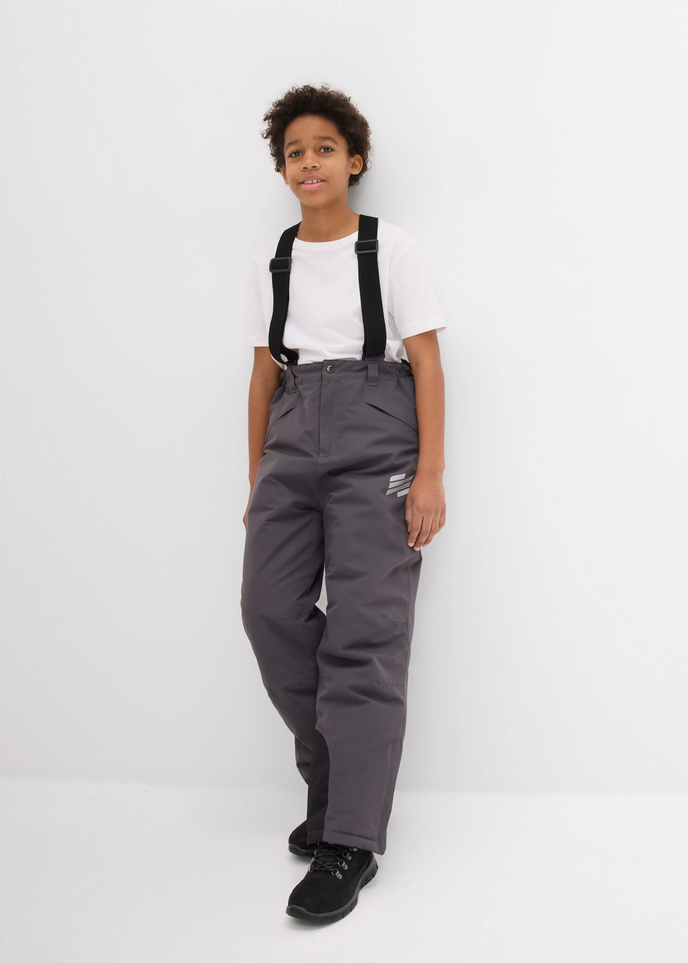 Pantalon de ski imperméable à bretelles et doublure chaude • gris ardoise • Boutique bonprix