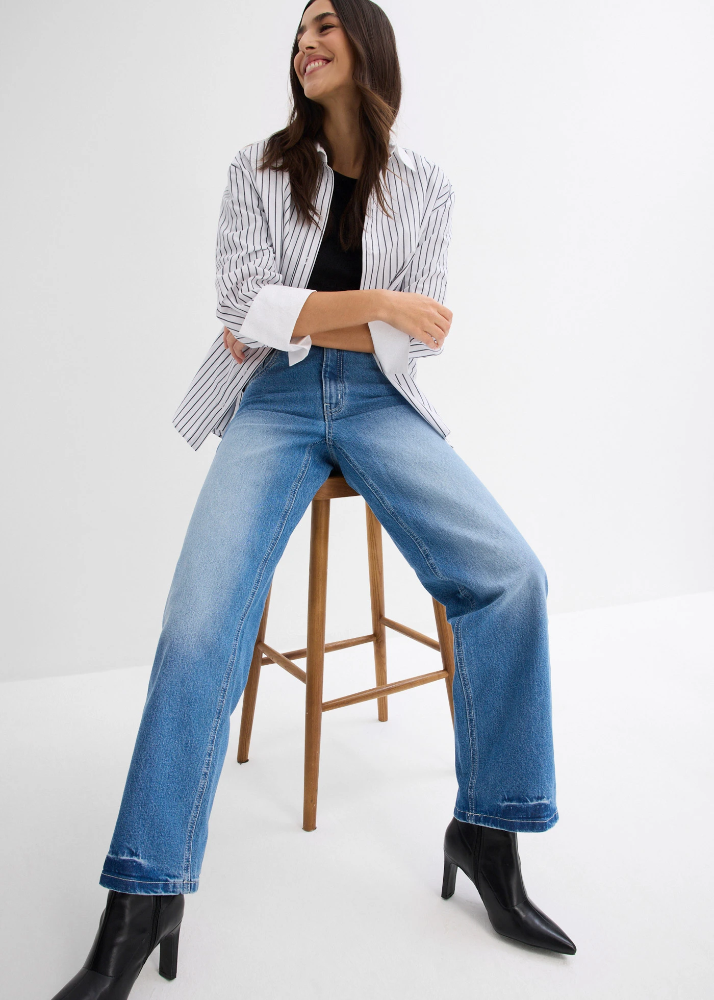 Jean large et droit • denim bleu clair used • Boutique bonprix