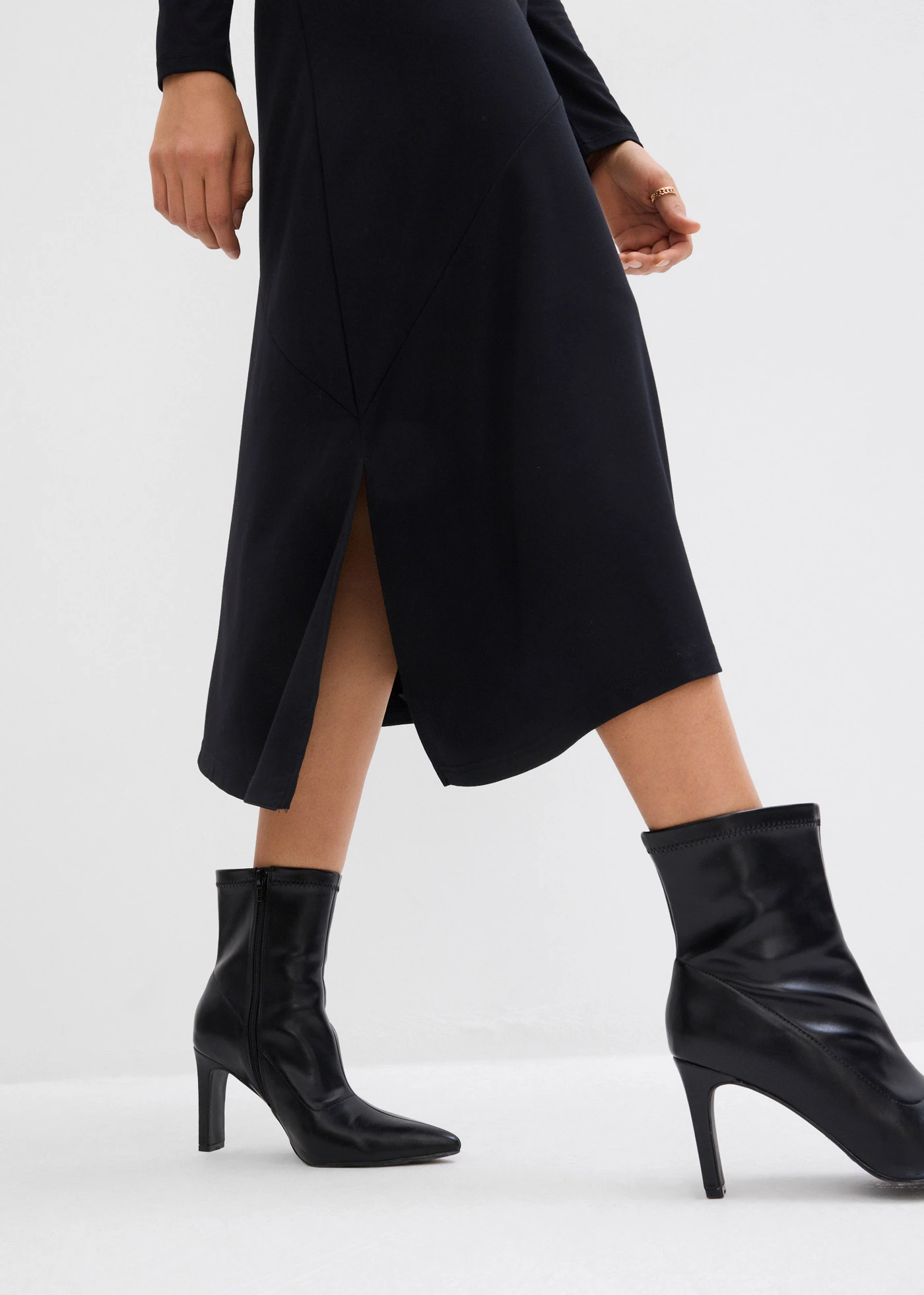 Asymmetrische midi-jurk van viscosemix • zwart • bonprix online shop