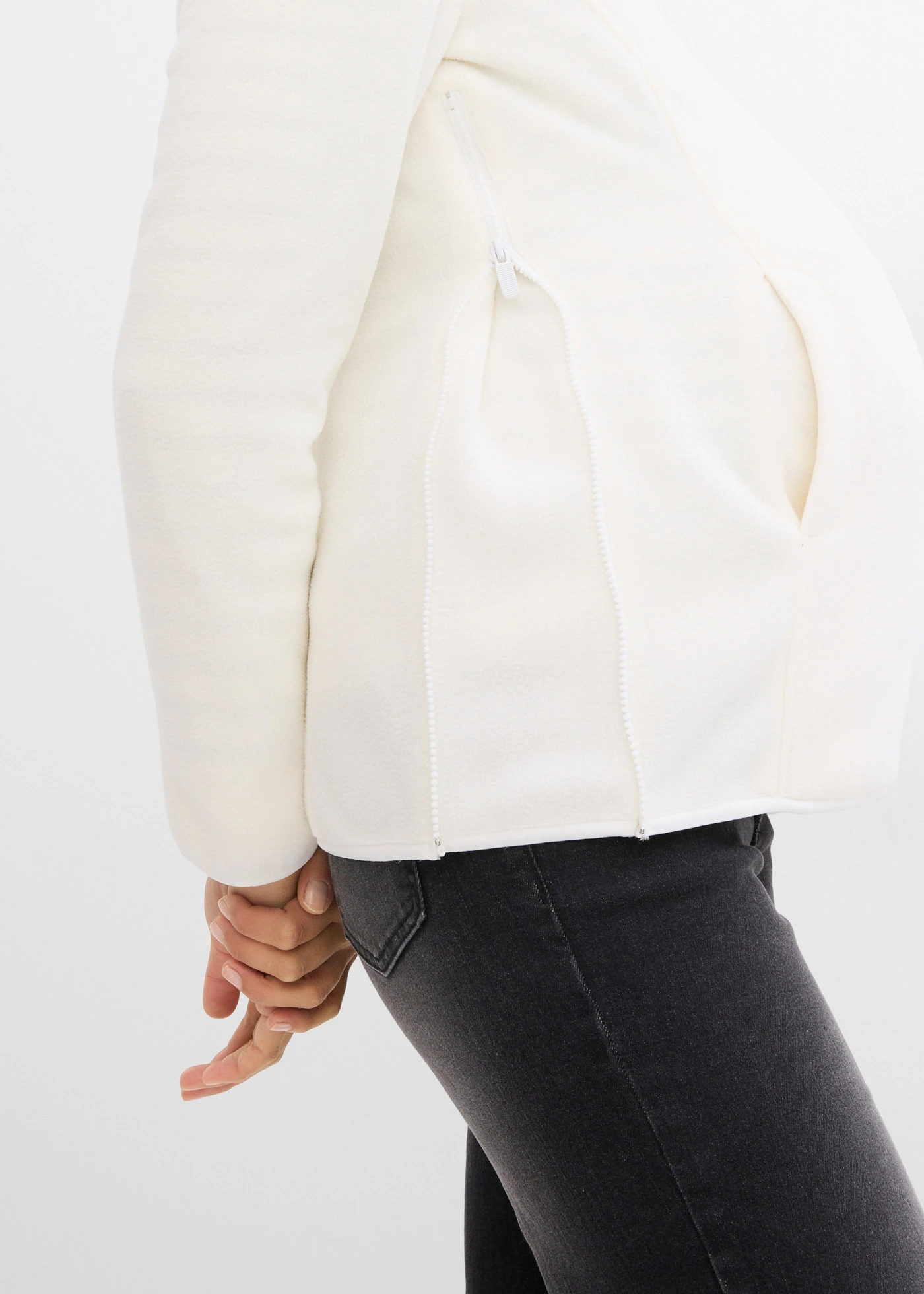 Těhotenská/nosicí bunda 6v1, s odnímatelnou flísovou bundou • černo-přírodní bílá • bonprix obchod