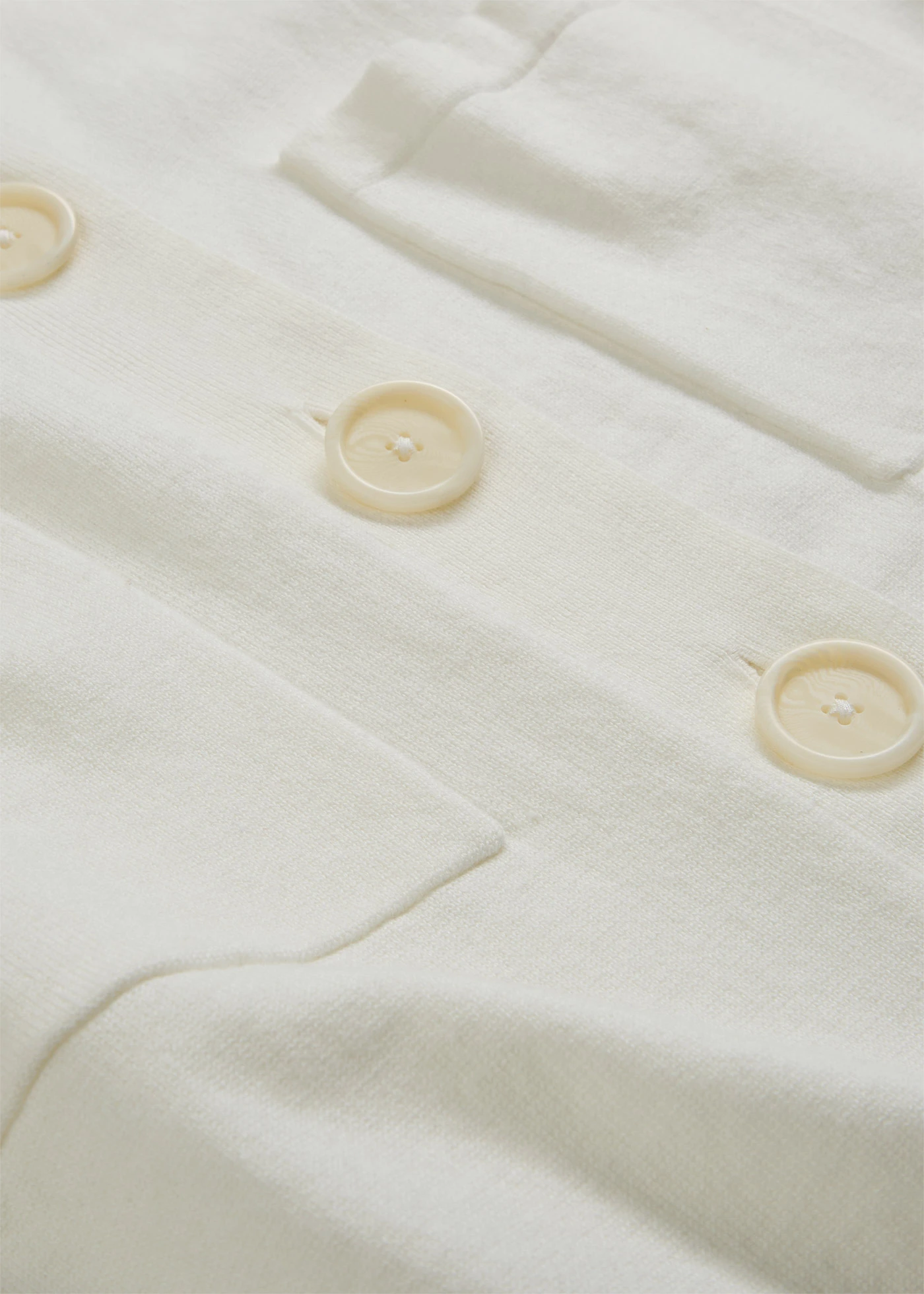 Kort fijngebreid vest • wolwit • bonprix online shop