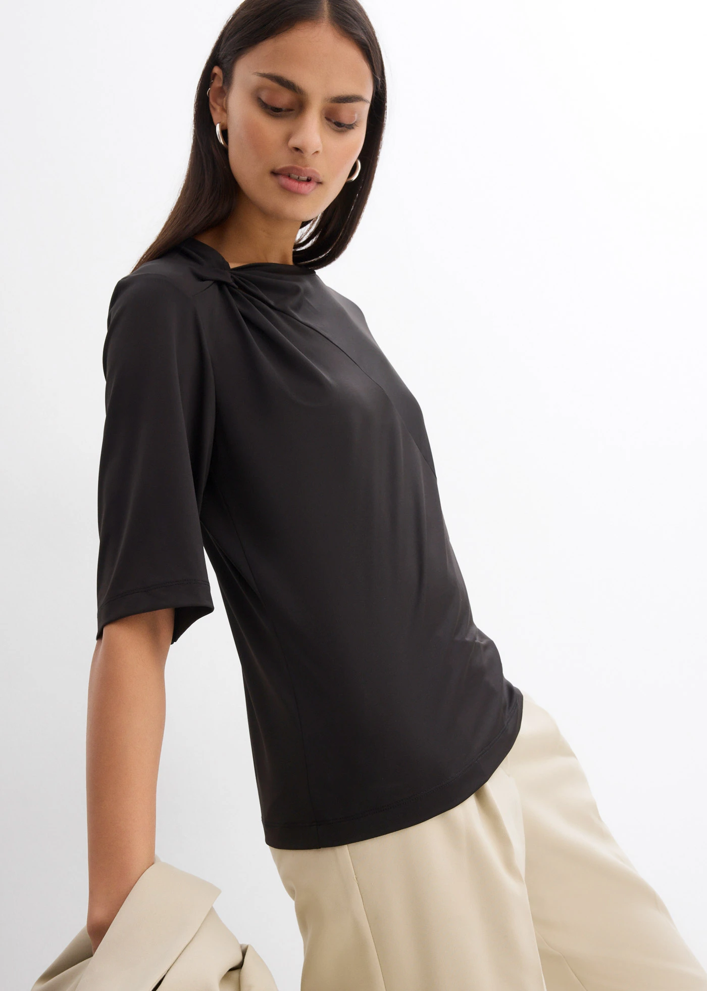 T-shirt • zwart • bonprix online shop