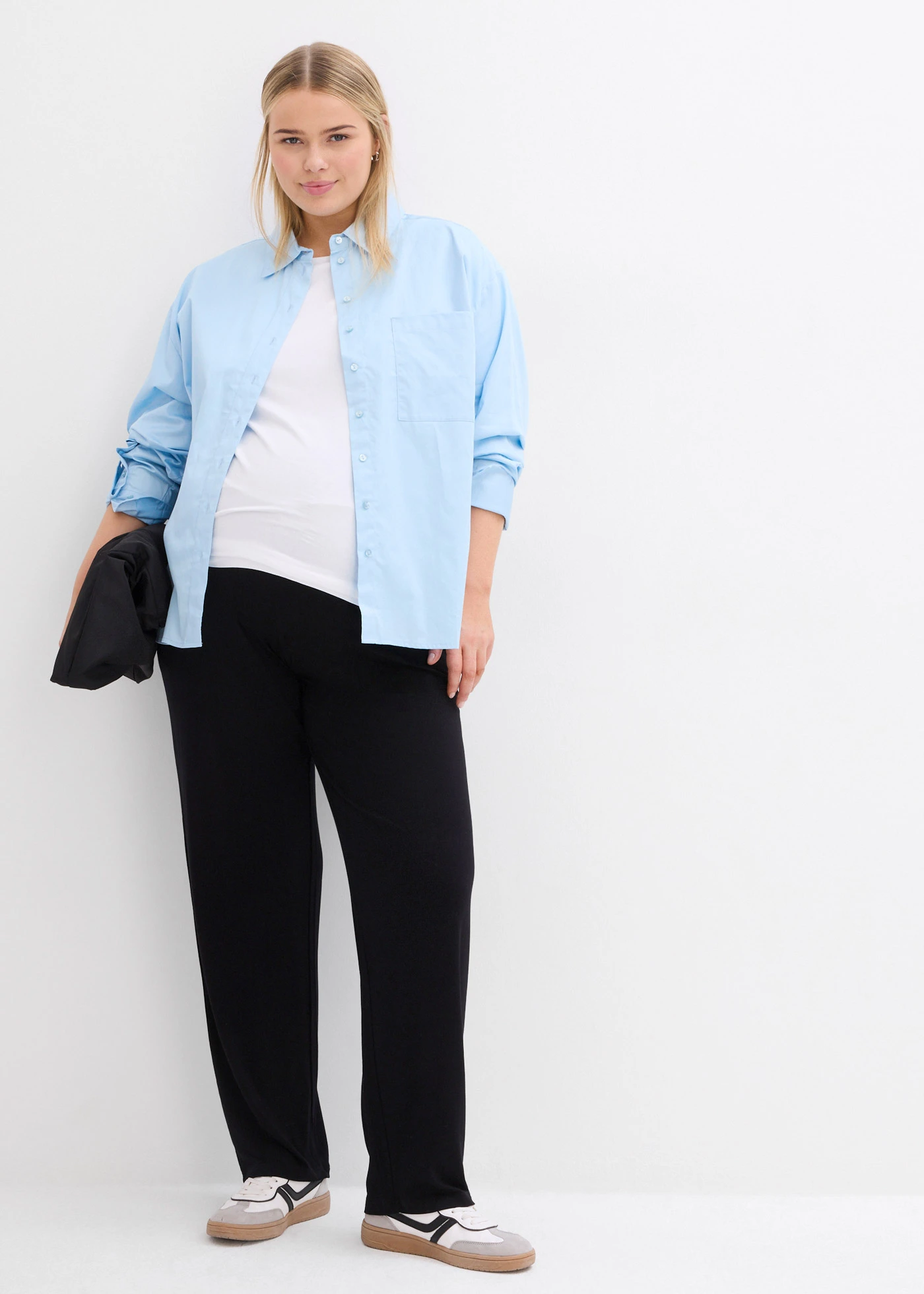 Zwangerschapsbroek van jersey met gesmokte tailleband, straight • zwart plus size • bonprix online shop