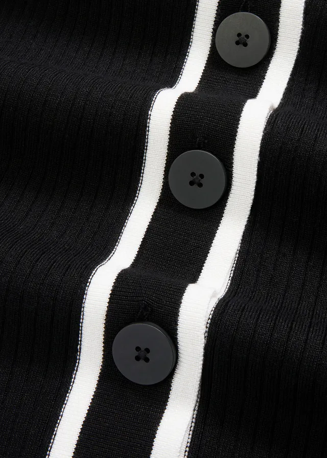 Cardigan chic • noir-écru • product-page.page-title-suffix
