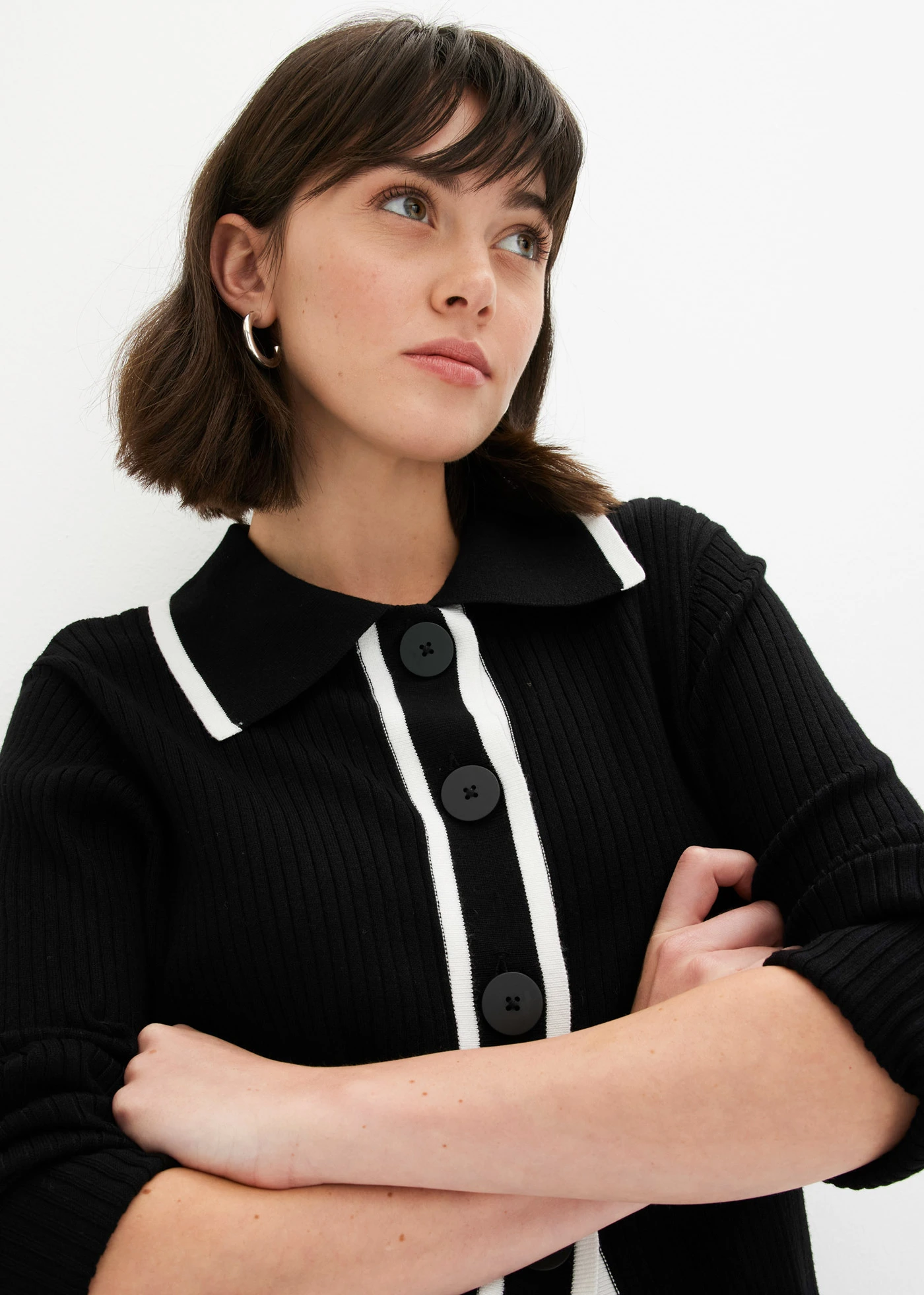 Cardigan în stil elegant • negru/ecru • magazin bonprix