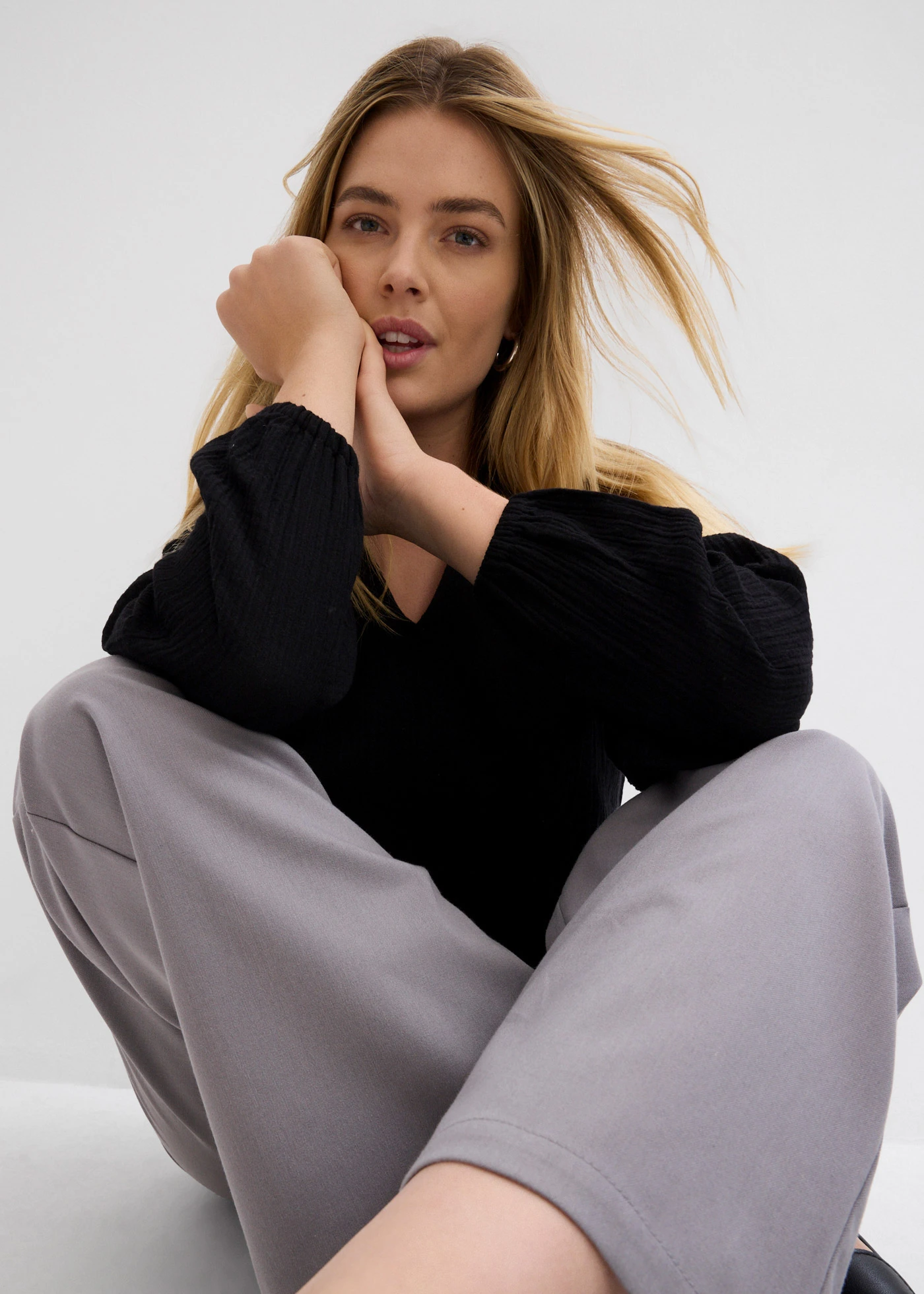 Dlouhá tunika z mušelínu • černá • bonprix obchod