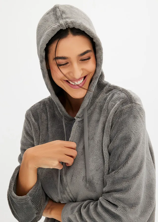 Costum de casă din fleece moale • negru dungat • magazin bonprix