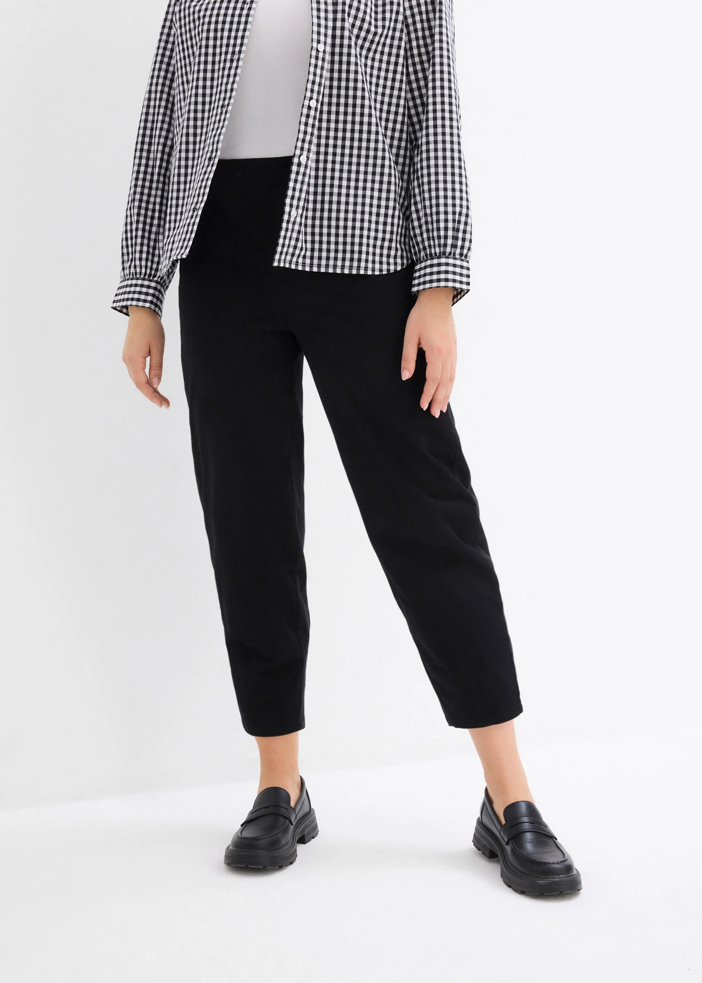 Pantaloni cu elastic în talie din amestec cu bumbac • negru • magazin bonprix