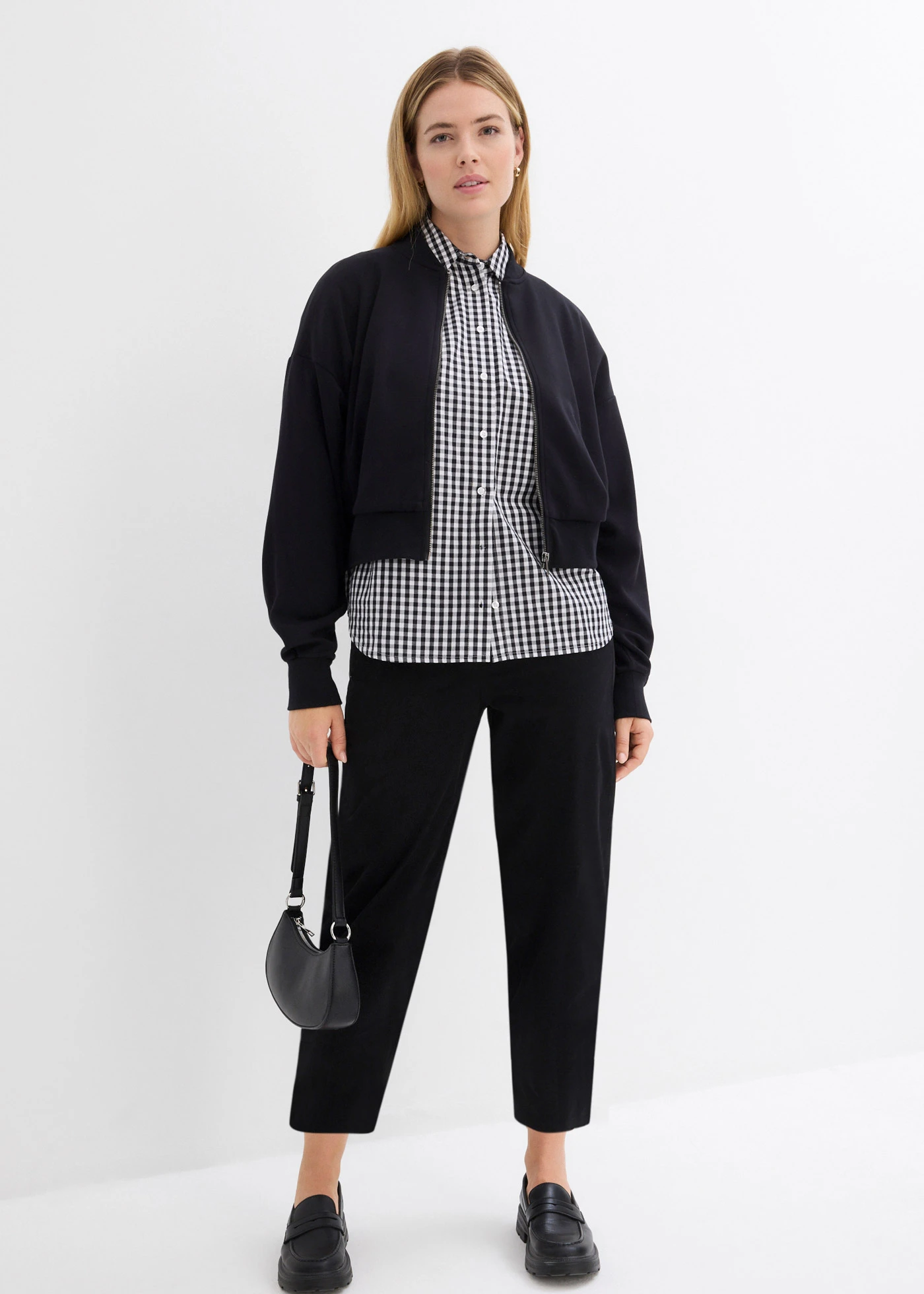 Pantaloni cu elastic în talie din amestec cu bumbac • negru • magazin bonprix