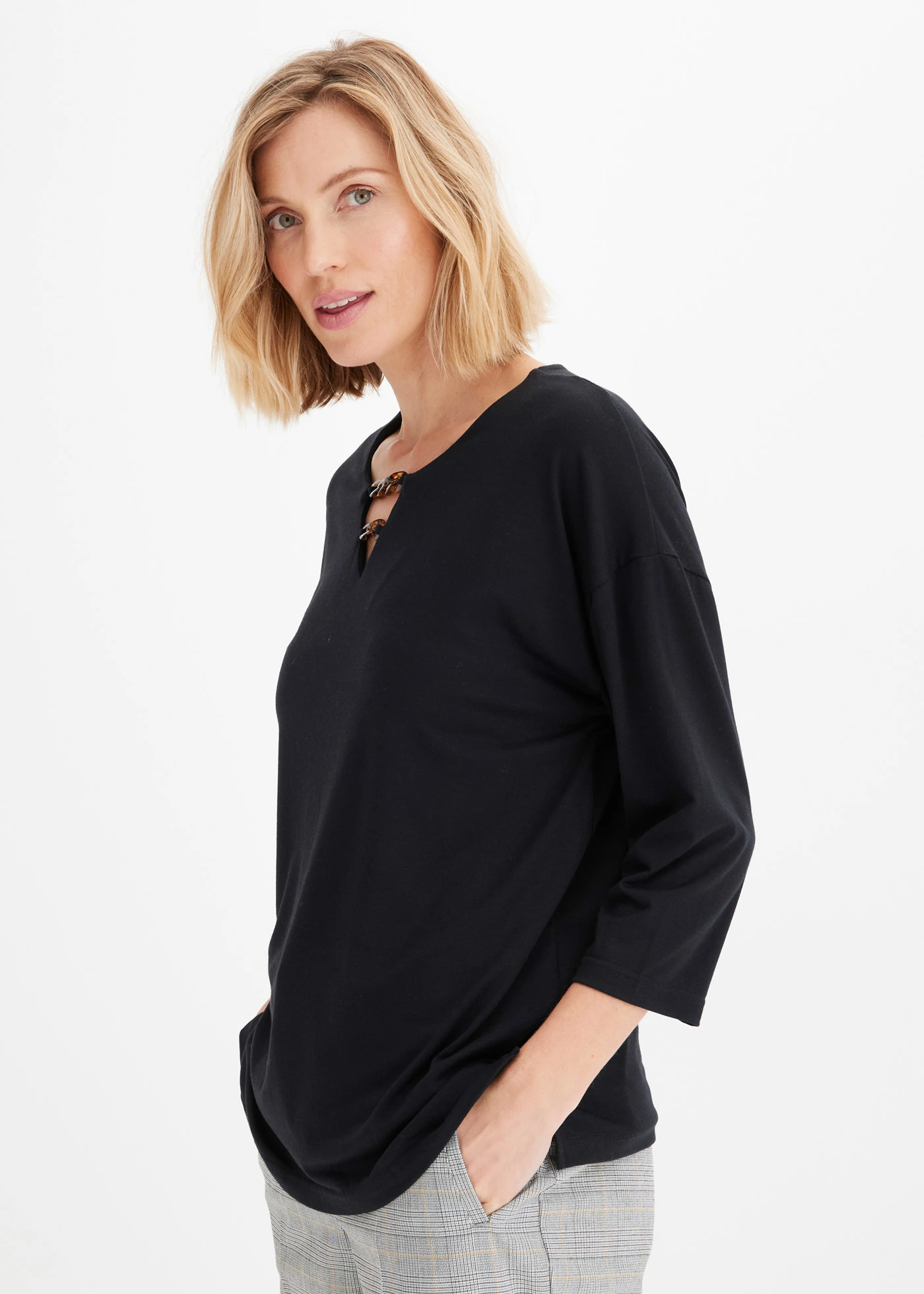 Bluză tricot tip tunică • negru • magazin bonprix