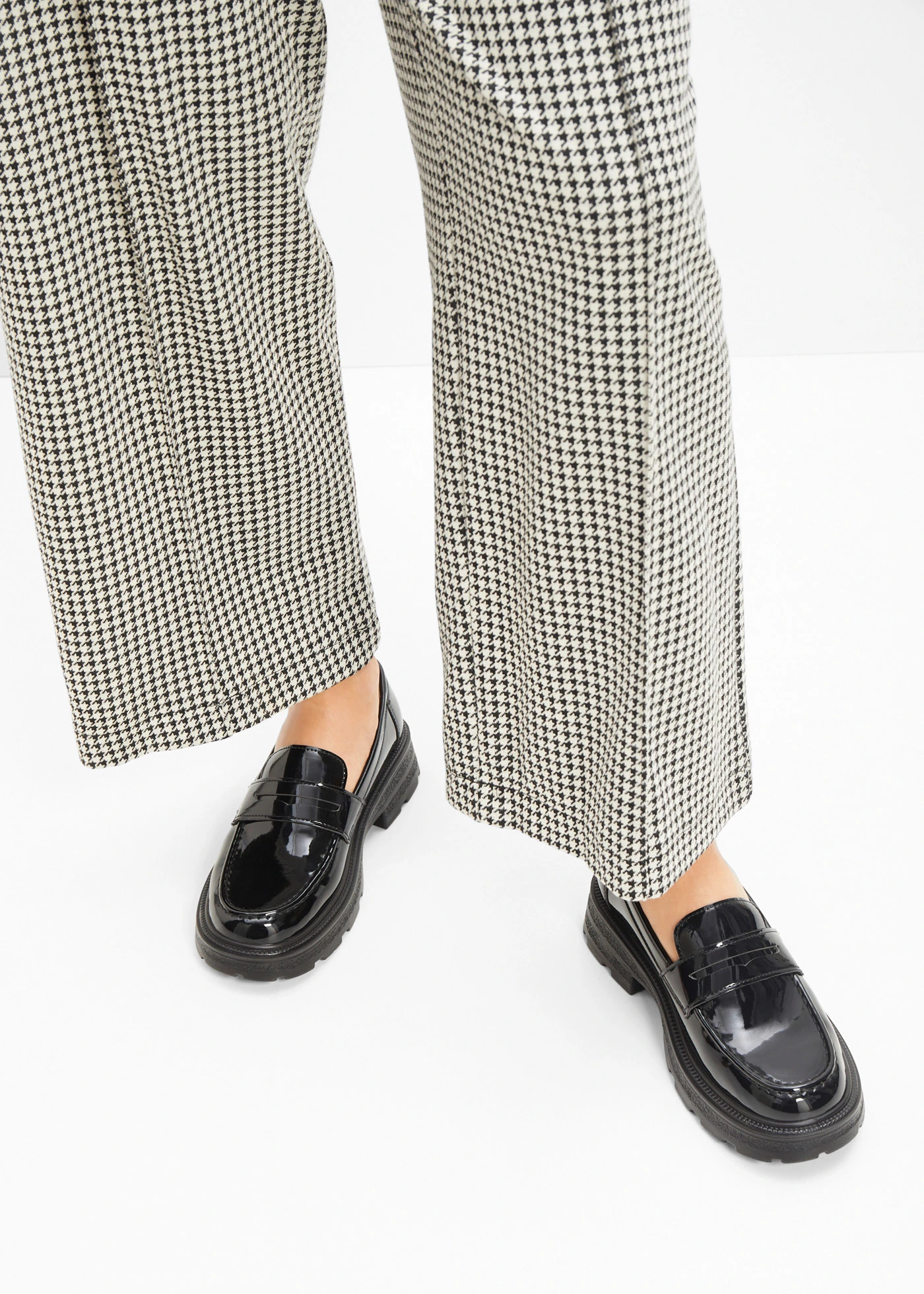 Chunky loafers • zwart • bonprix online shop