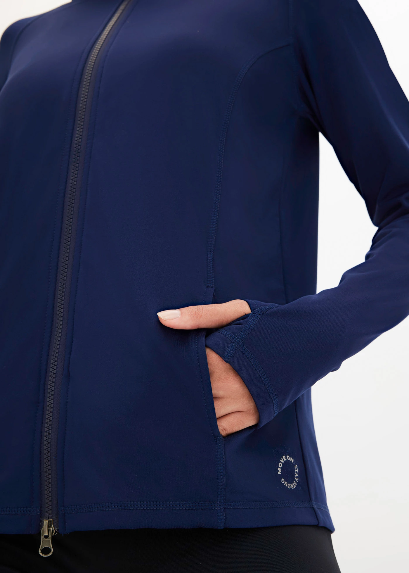 Thermo trainingsjack met duimlus, sneldrogend • marineblauw • bonprix online shop