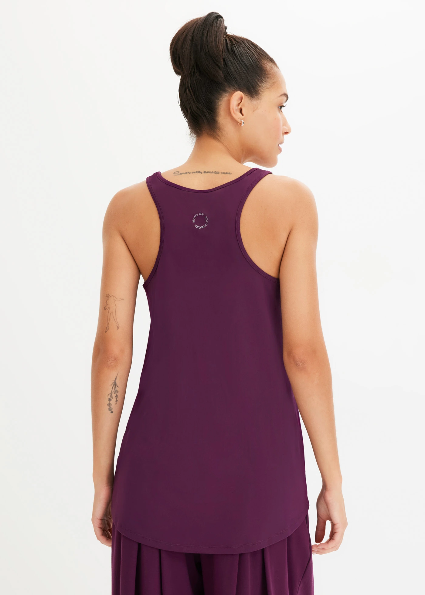 Sporttop met racerback, sneldrogend • vlierbes • bonprix online shop