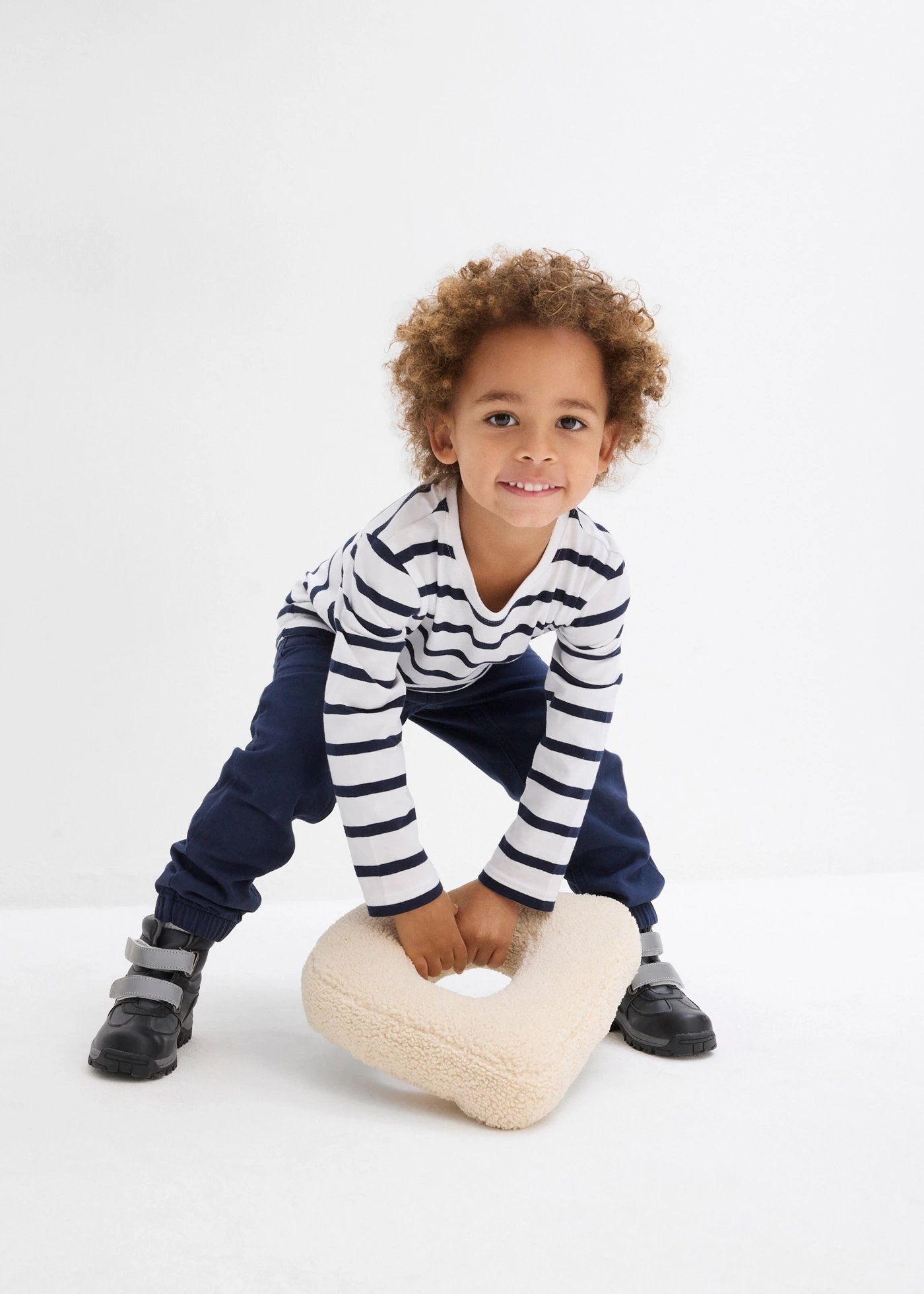 Lot de 2 T-shirts manches longues 100% coton • bleu foncé + blanc-bleu foncé rayé • Boutique bonprix