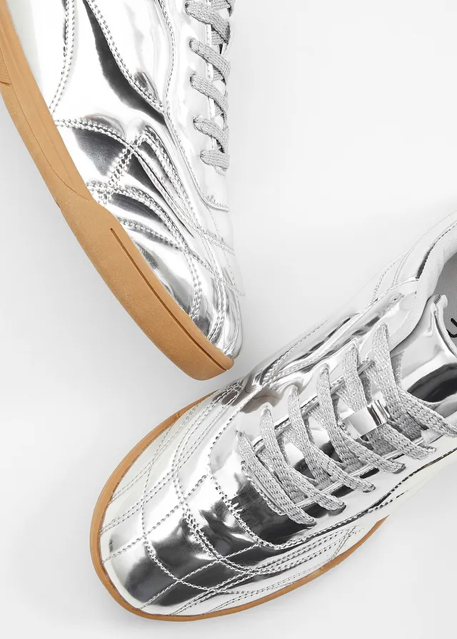 Sneakers au look rétro • argenté métallisé • product-page.page-title-suffix