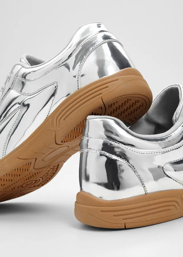 Sneakers au look rétro • argenté métallisé • product-page.page-title-suffix