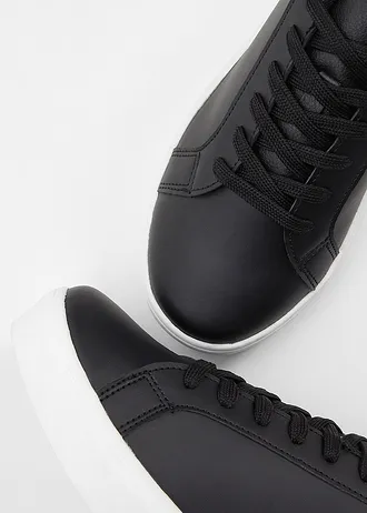 Plateau sneakers • zwart • bonprix online shop