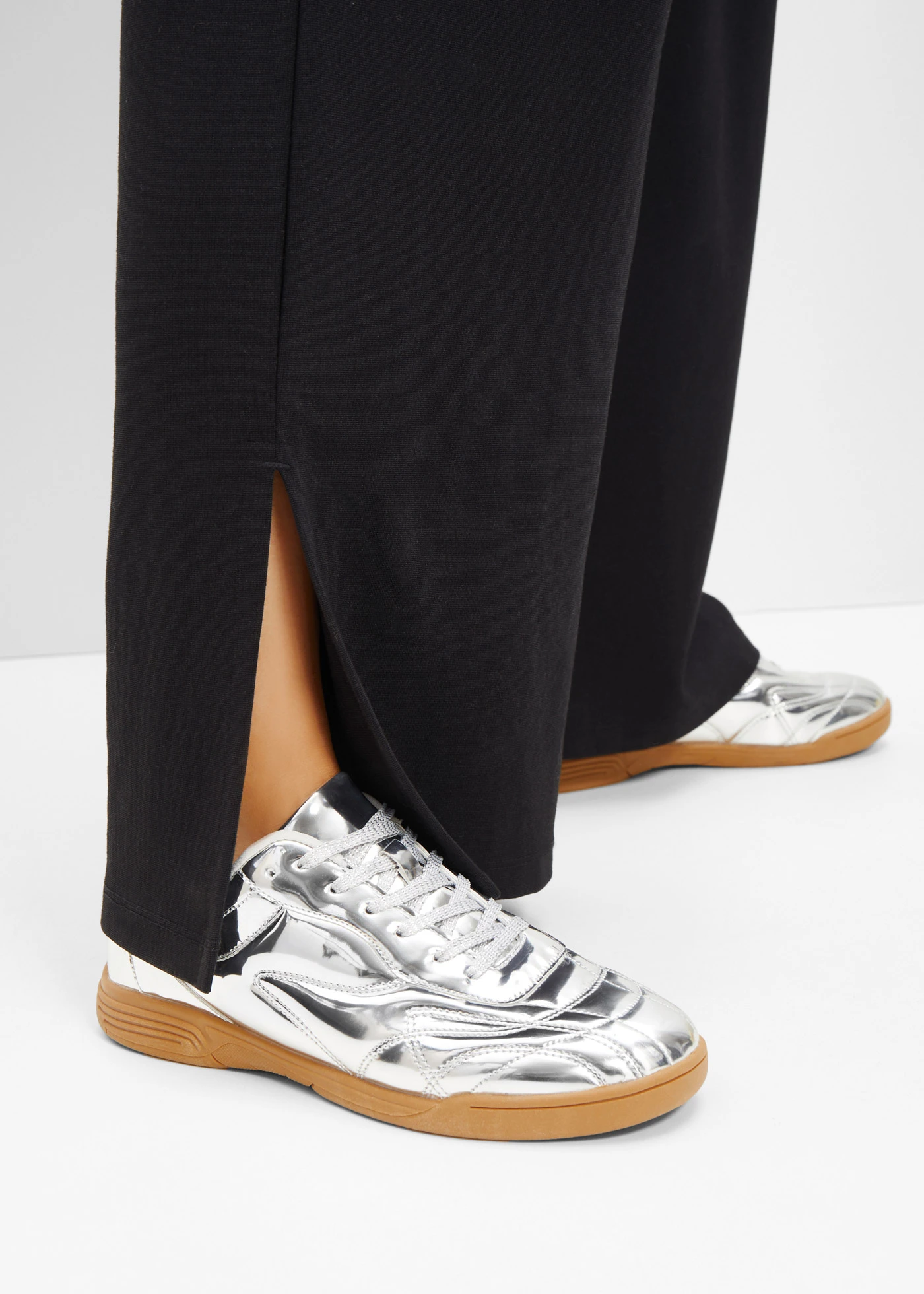 Sneakersy • srebrny metaliczny • sklep bonprix