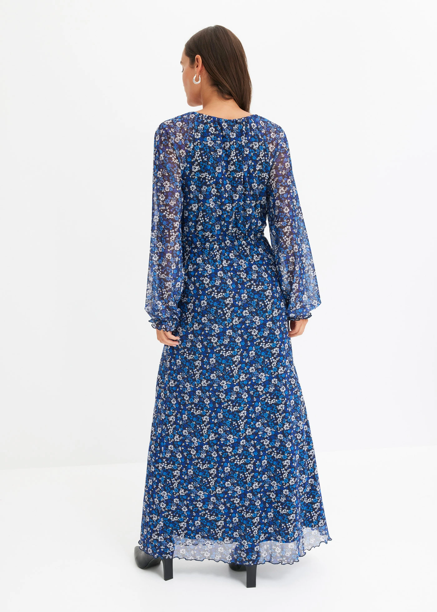 Gebloemde maxi jurk van mesh • zwart-crème-blauw gebloemd • bonprix online shop