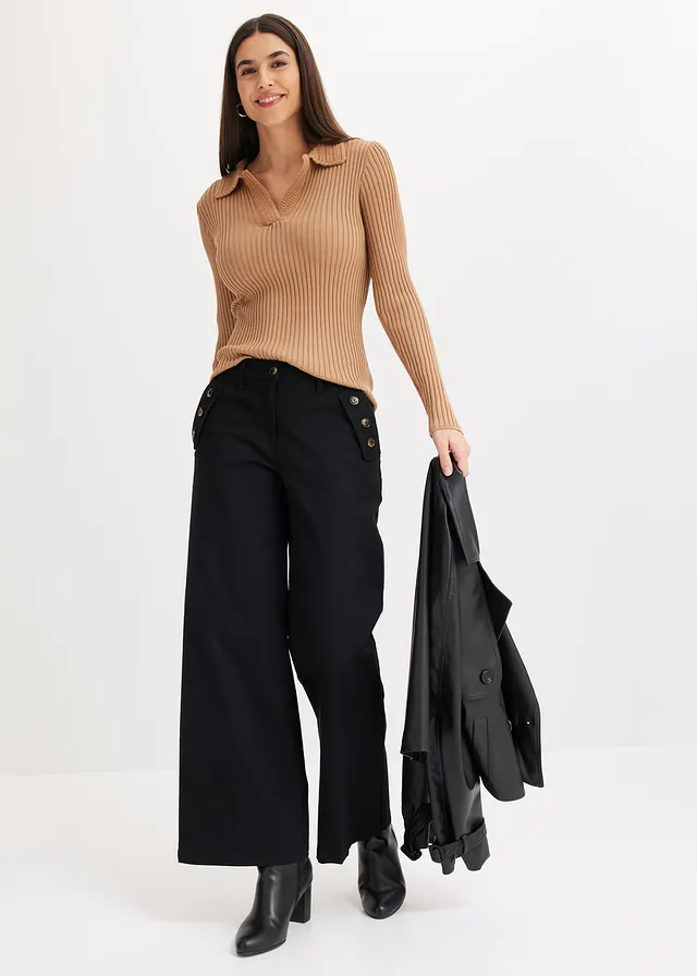 Jemne pletený pulóver s ozdobným golierom čierna