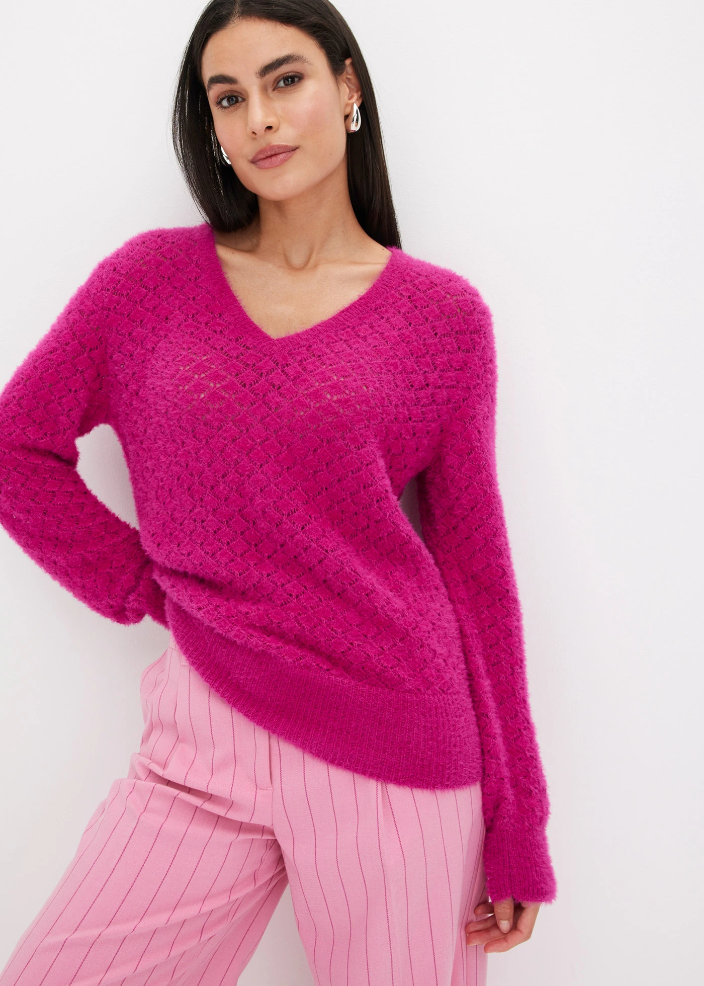 Pulover ajurat cu fir moale și pufos • pink-fucsia • magazin bonprix