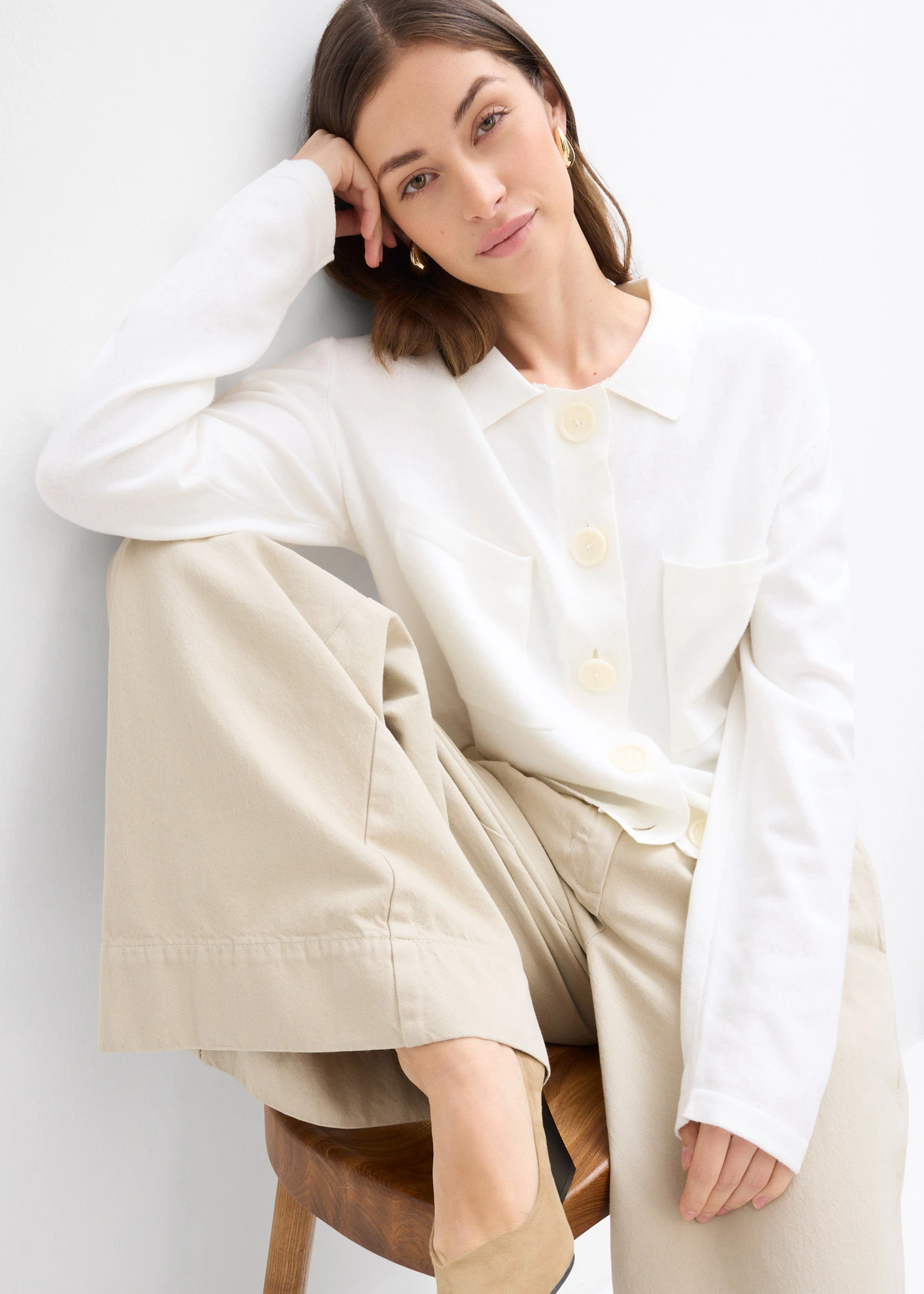 Kort fijngebreid vest • wolwit • bonprix online shop