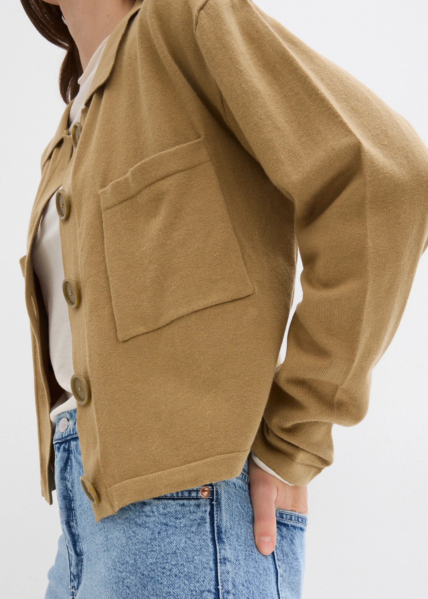 Kort fijngebreid vest • kakibruin • bonprix online shop