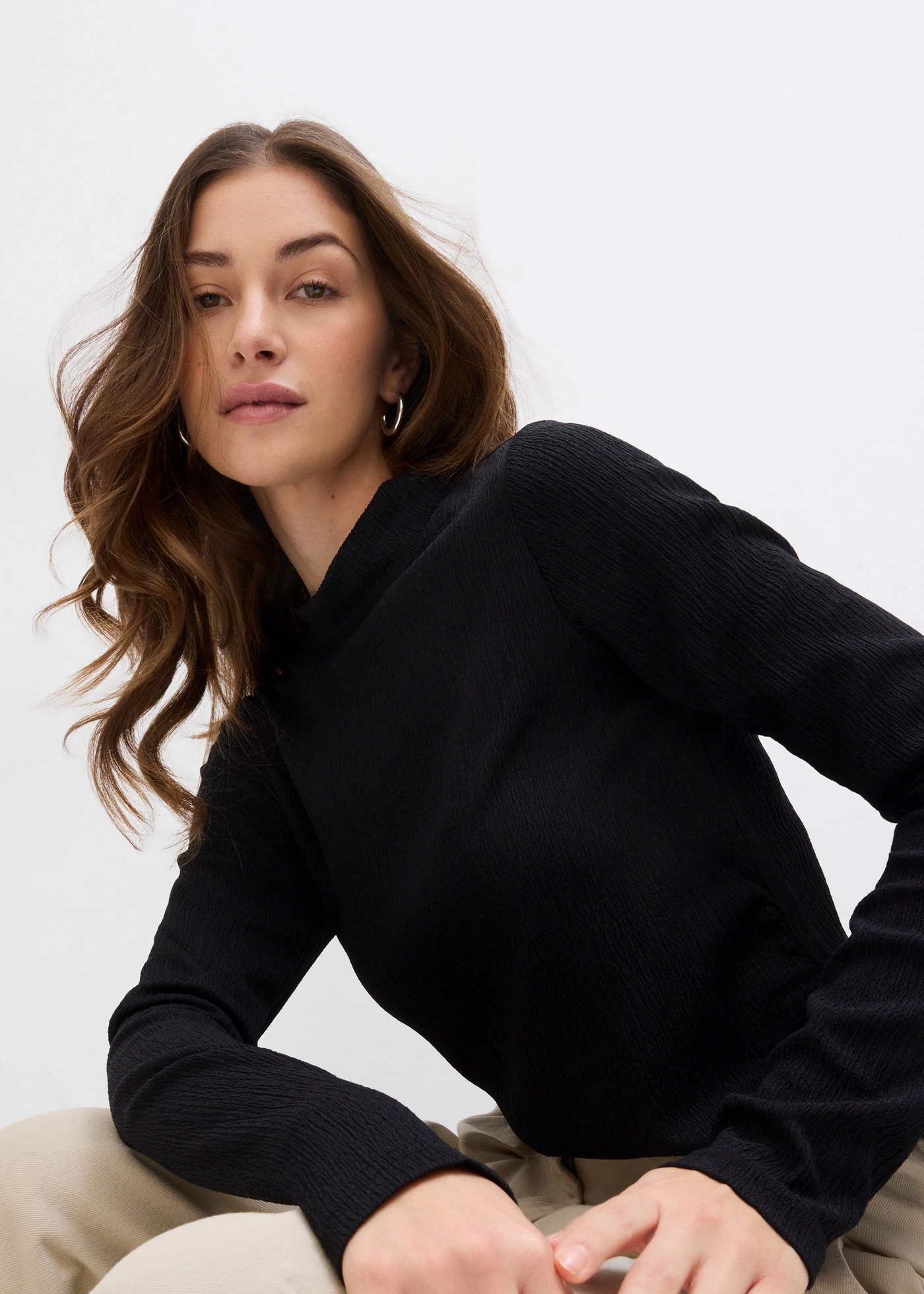 Longsleeve van crêpe • zwart • bonprix online shop